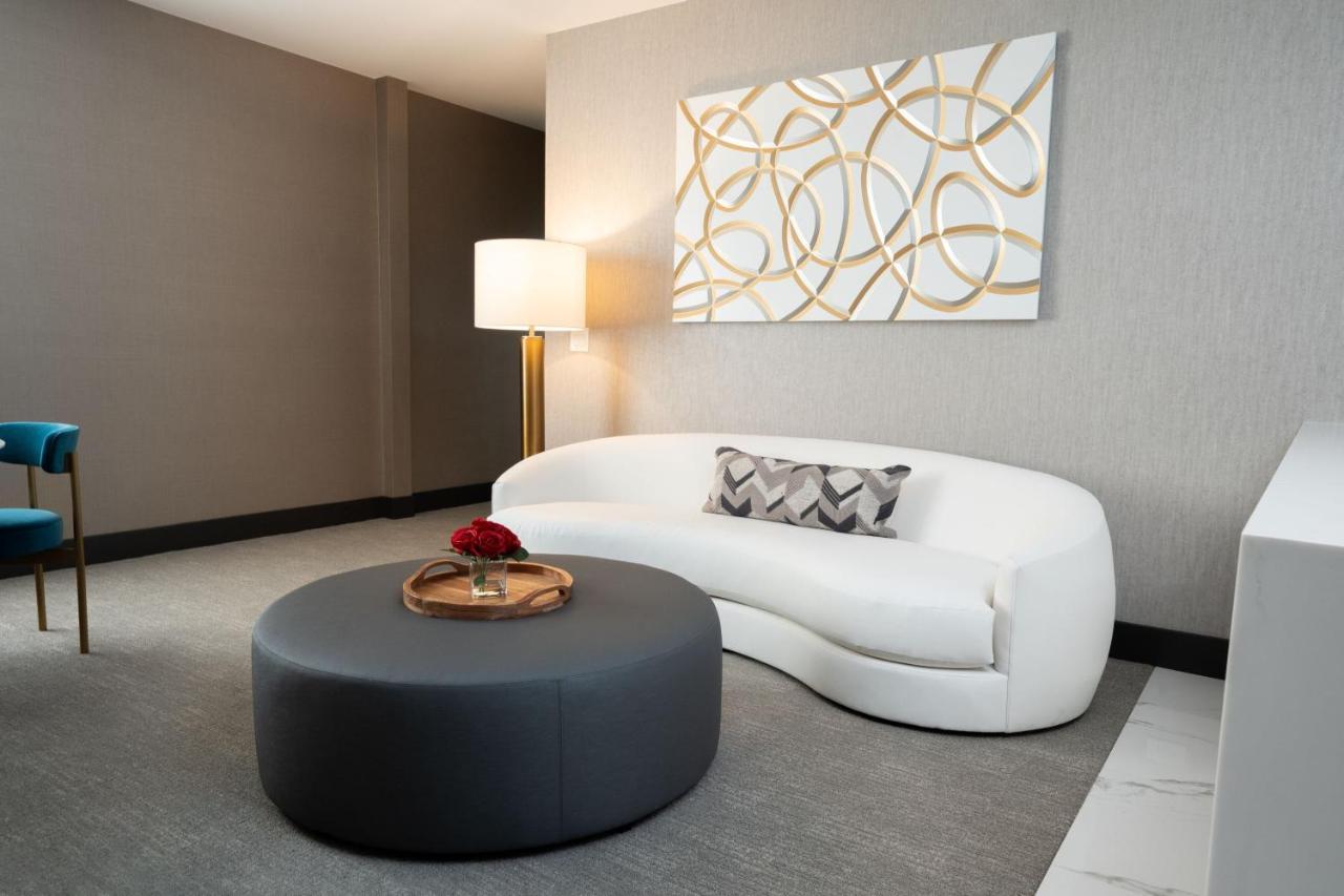 Springhill Suites By Marriott Chicago Chinatown Ngoại thất bức ảnh