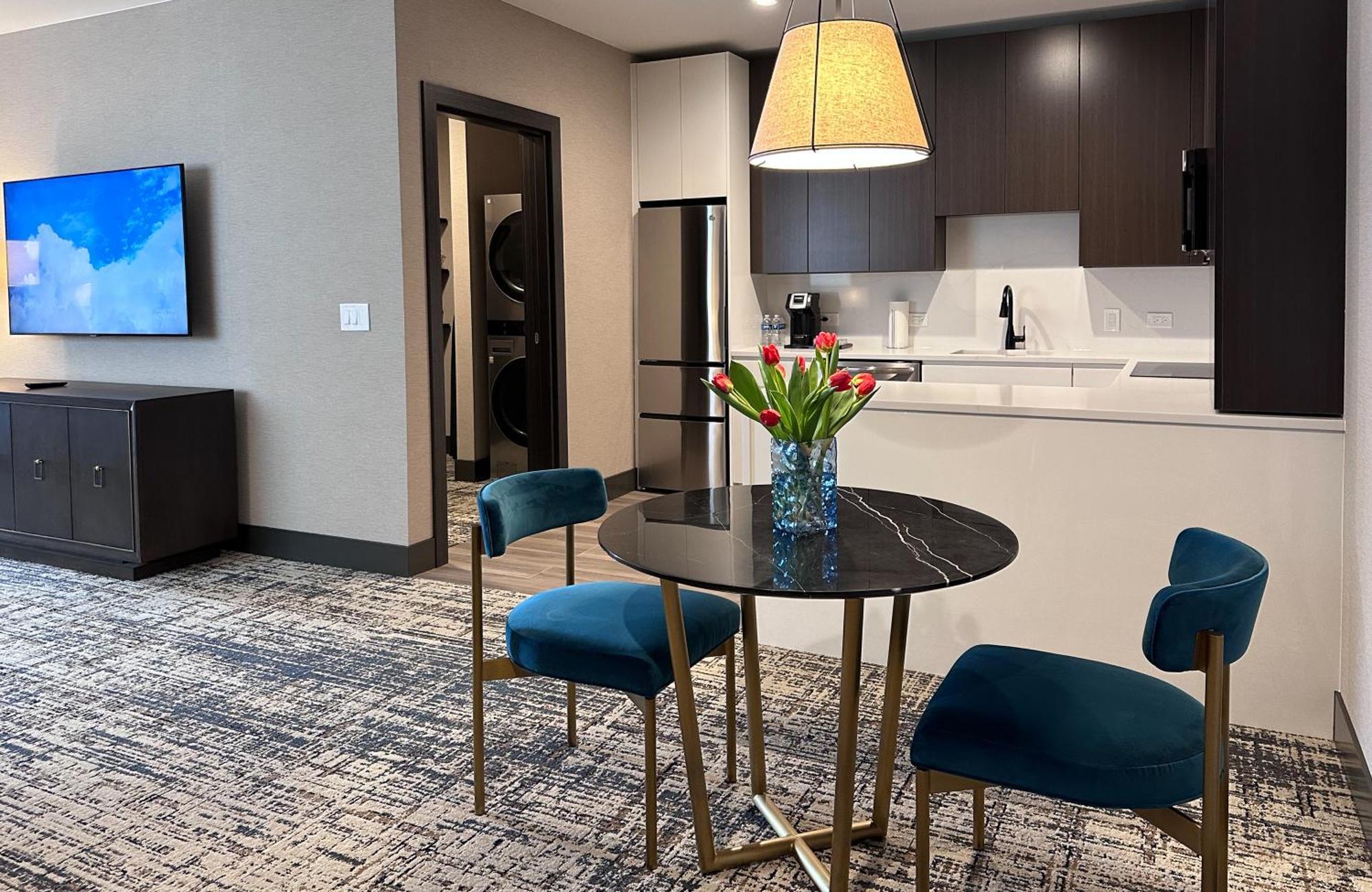 Springhill Suites By Marriott Chicago Chinatown Ngoại thất bức ảnh