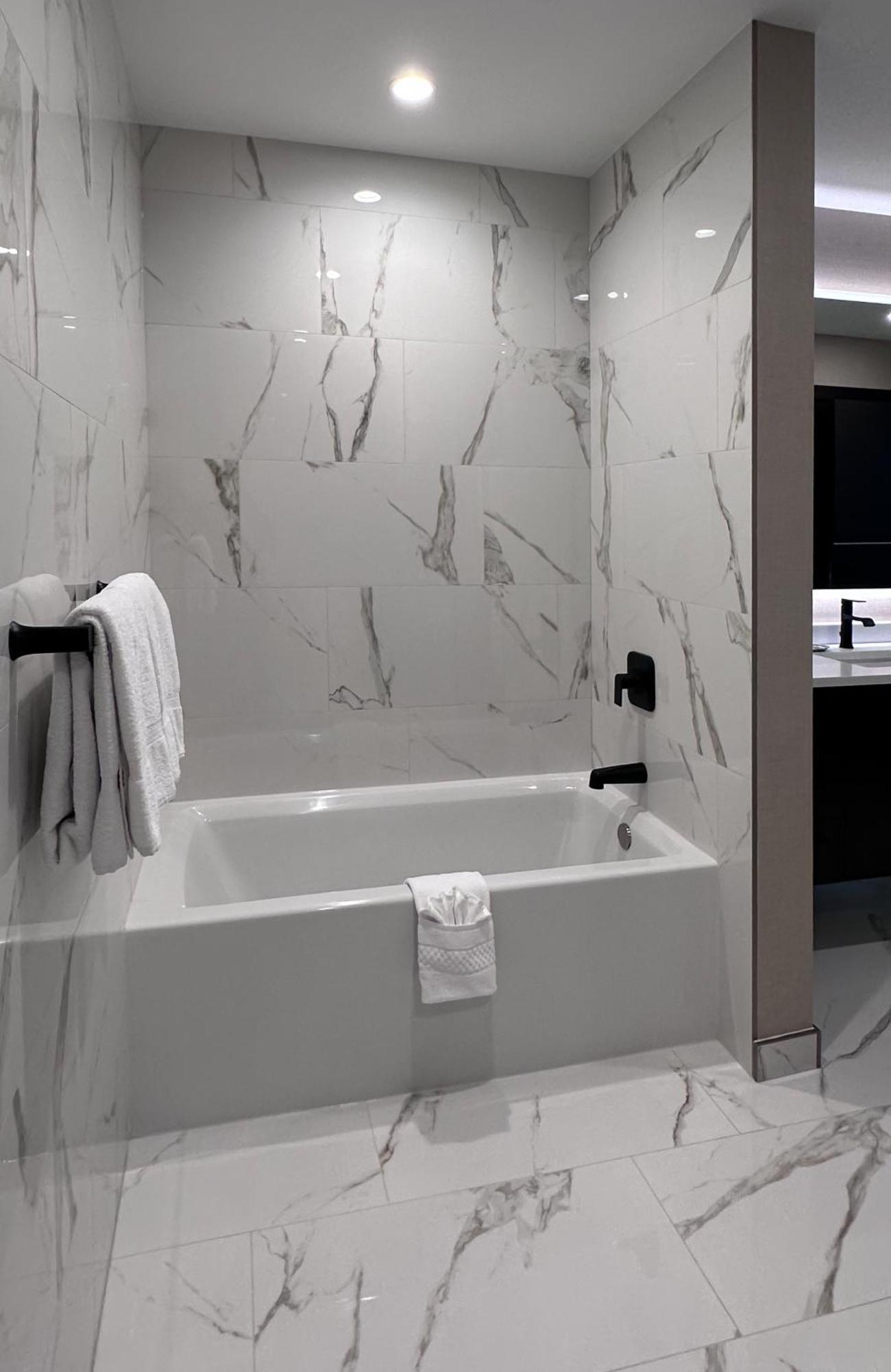 Springhill Suites By Marriott Chicago Chinatown Ngoại thất bức ảnh