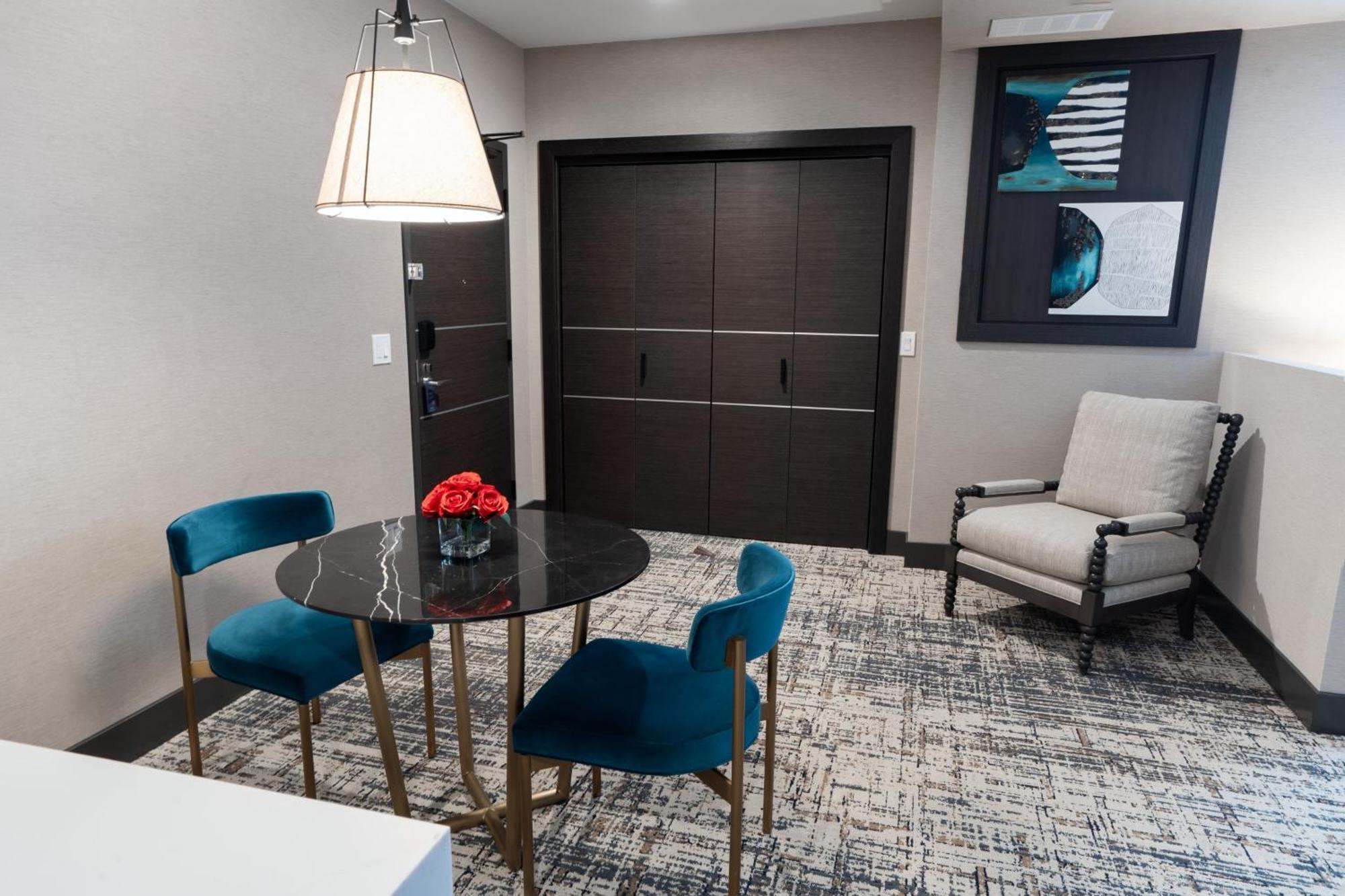 Springhill Suites By Marriott Chicago Chinatown Ngoại thất bức ảnh